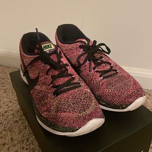 Nike Flyknit Lunar